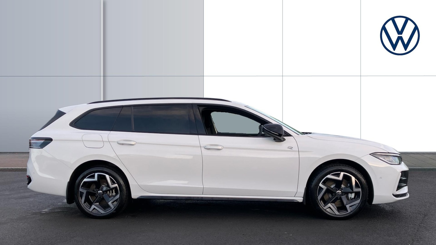 Used Volkswagen Passat 2025 for sale - 77076958: Photo 4