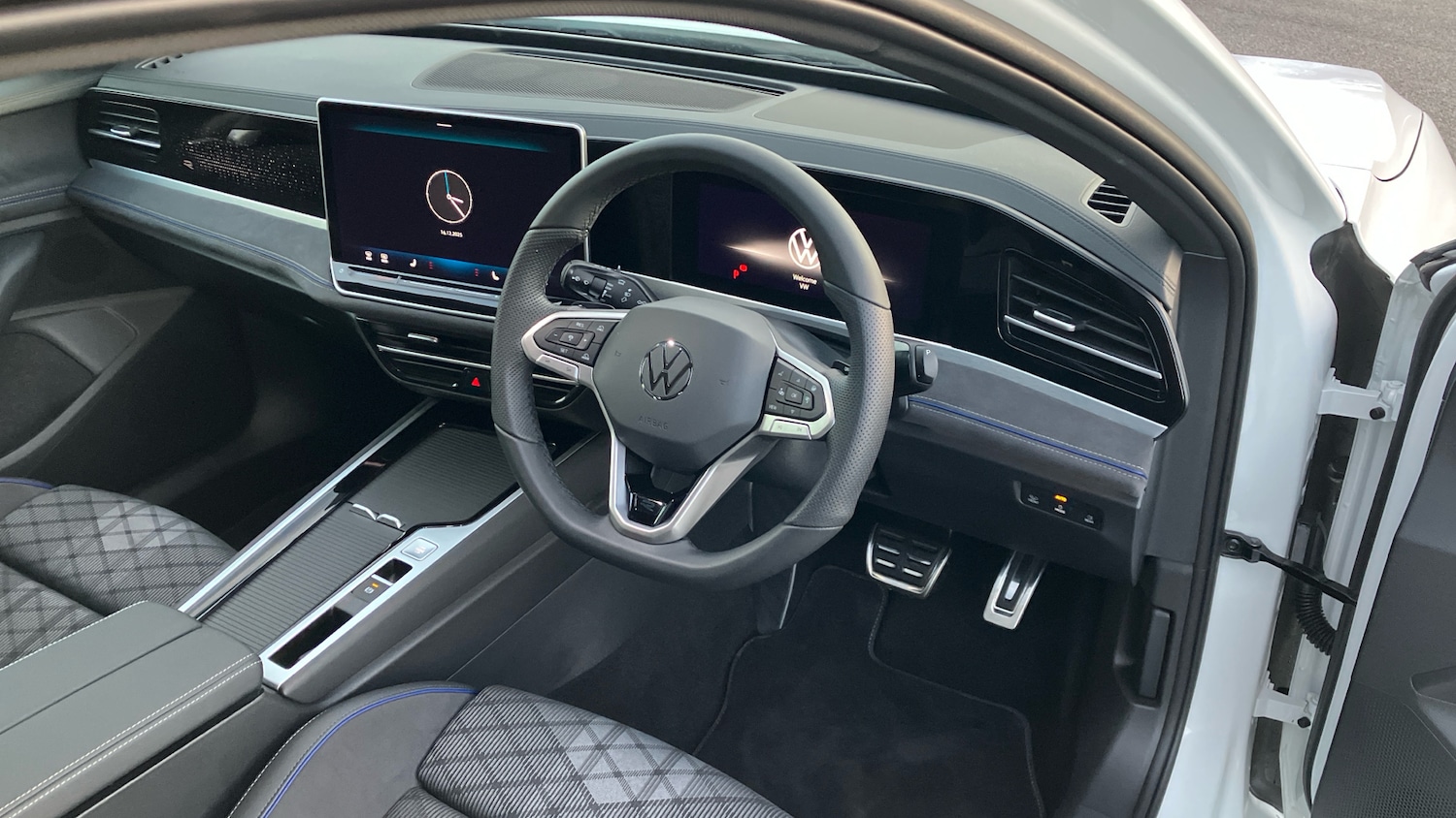 Used Volkswagen Passat 2025 for sale - 77076958: Photo 6