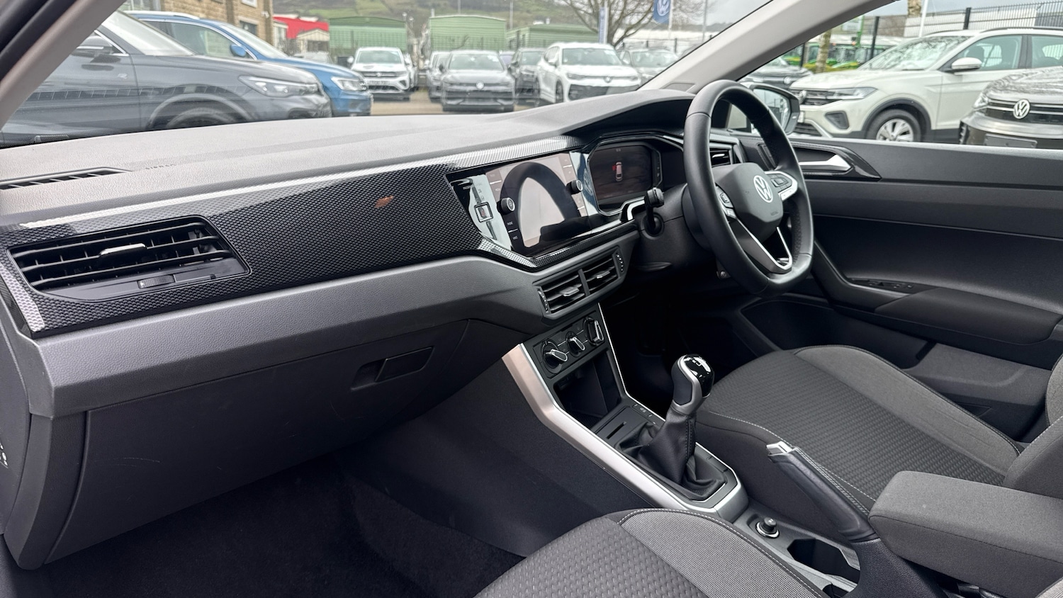 Used Volkswagen Polo 2022 for sale - 77883804: Photo 2