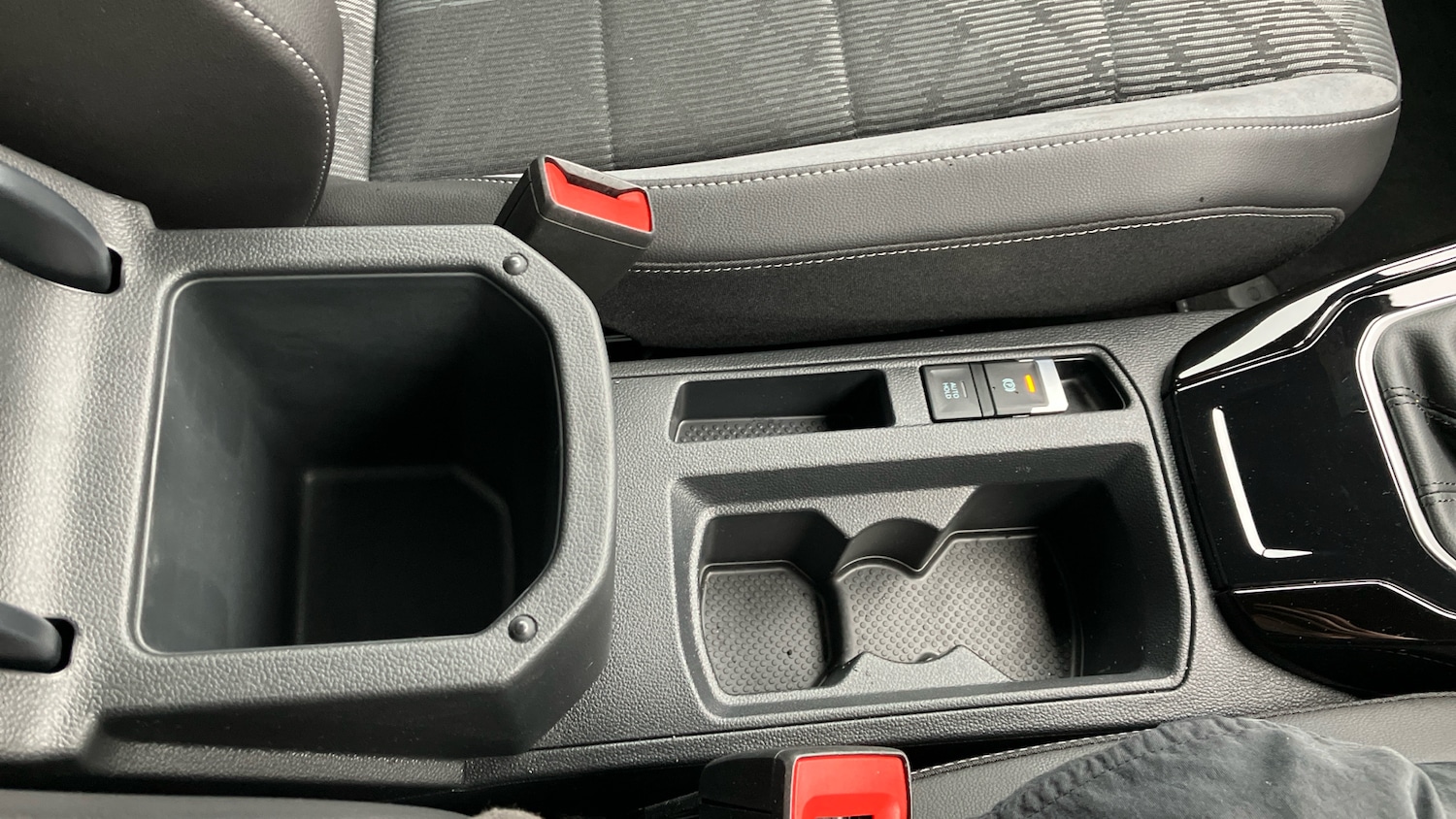 Used Volkswagen T-Roc 2025 for sale - 76722032: Photo 29