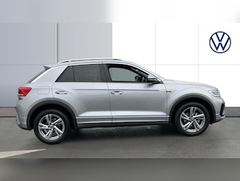 Used Volkswagen T-Roc 2025 for sale - 76722032: Photo