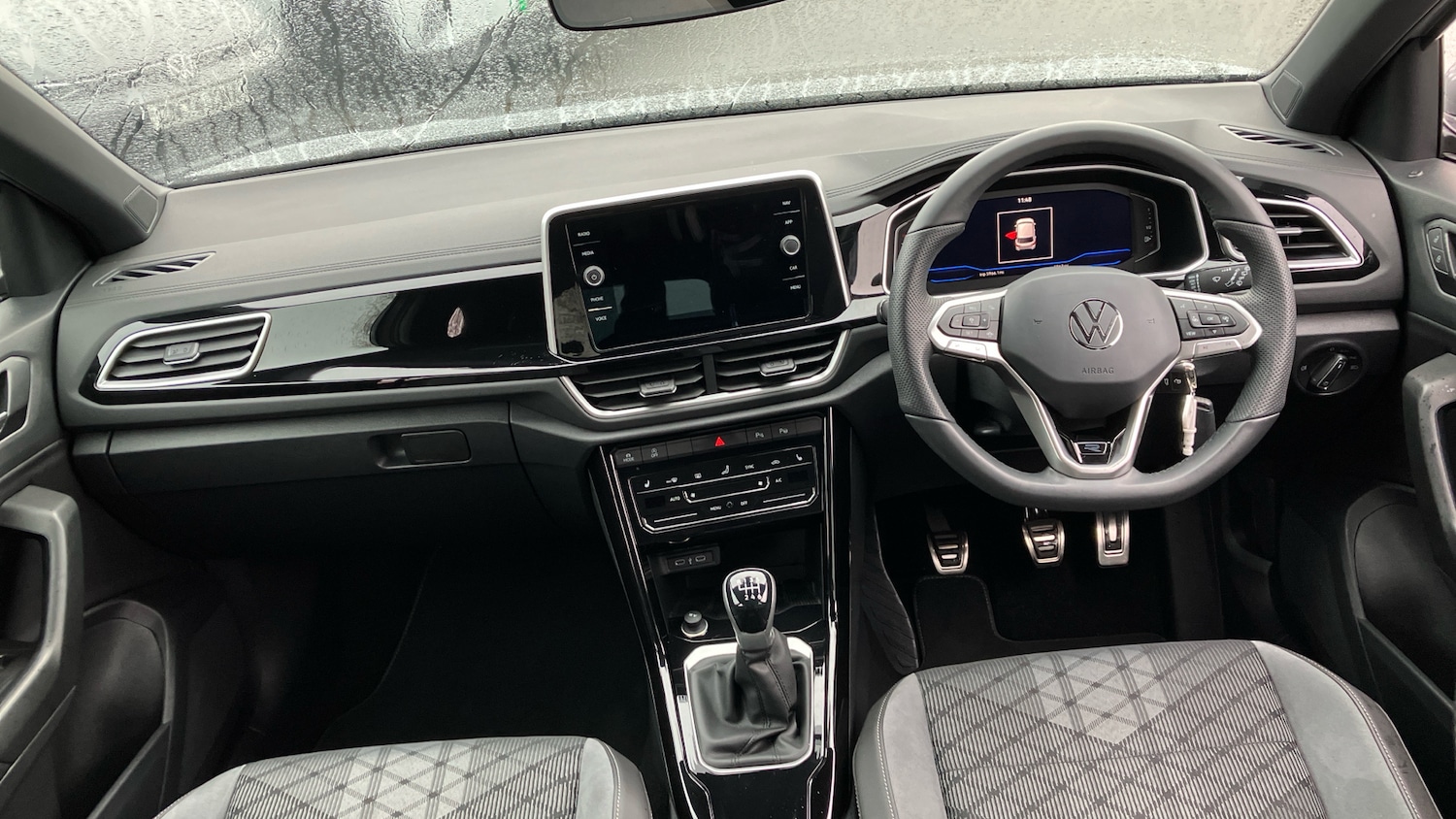 Used Volkswagen T-Roc 2025 for sale - 76722032: Photo 9