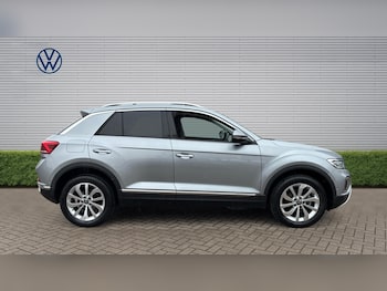 Used Volkswagen T-Roc 2025 for sale - 79504786: Photo