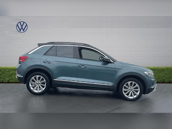 Used Volkswagen T-Roc 2023 for sale - 78149283: Photo
