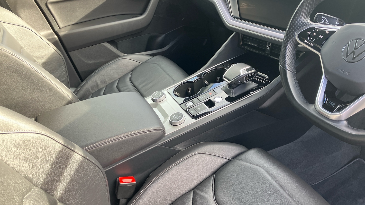 Used Volkswagen Touareg 2022 for sale - 76422241: Photo 14