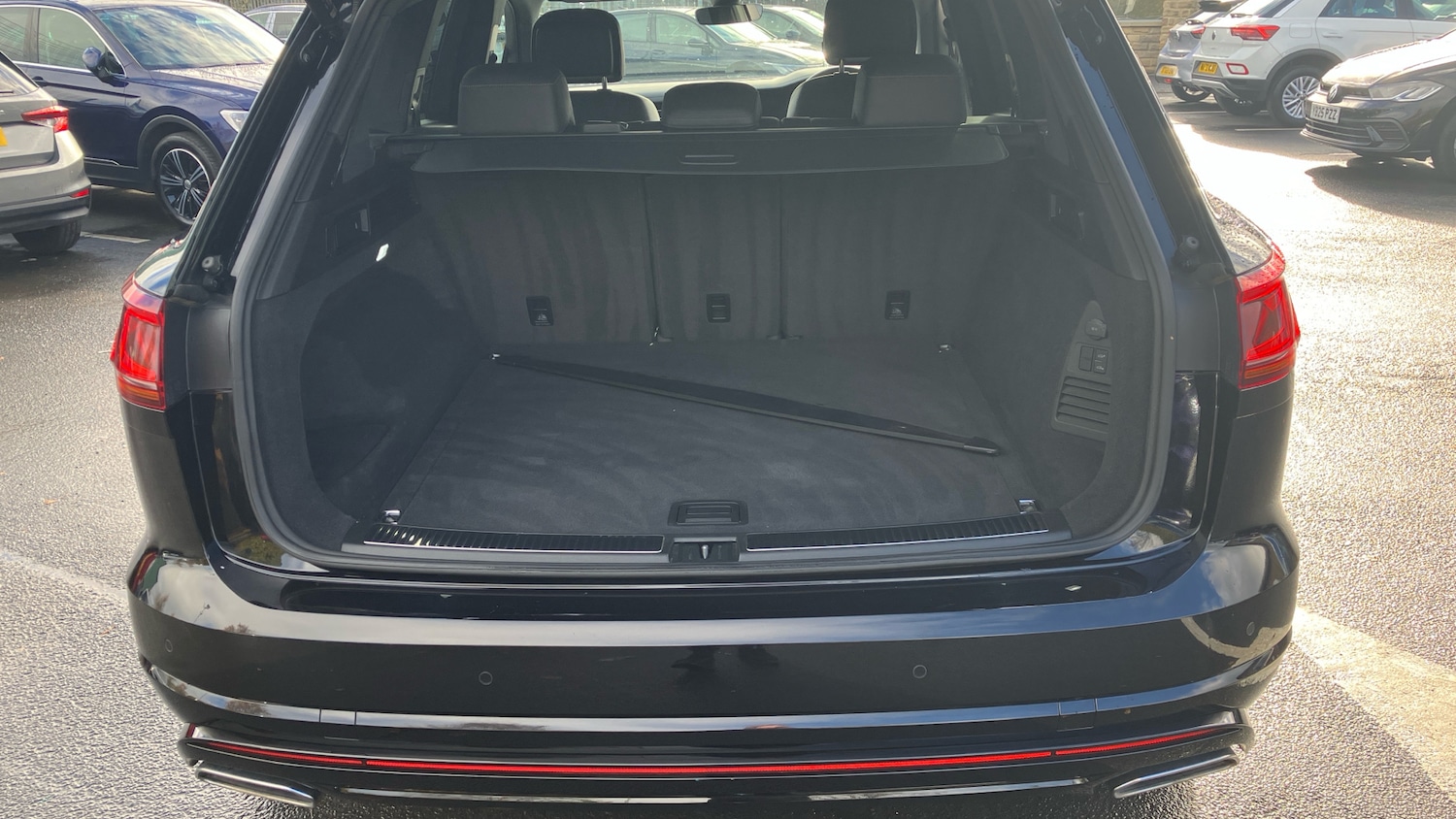 Used Volkswagen Touareg 2022 for sale - 76422241: Photo 20