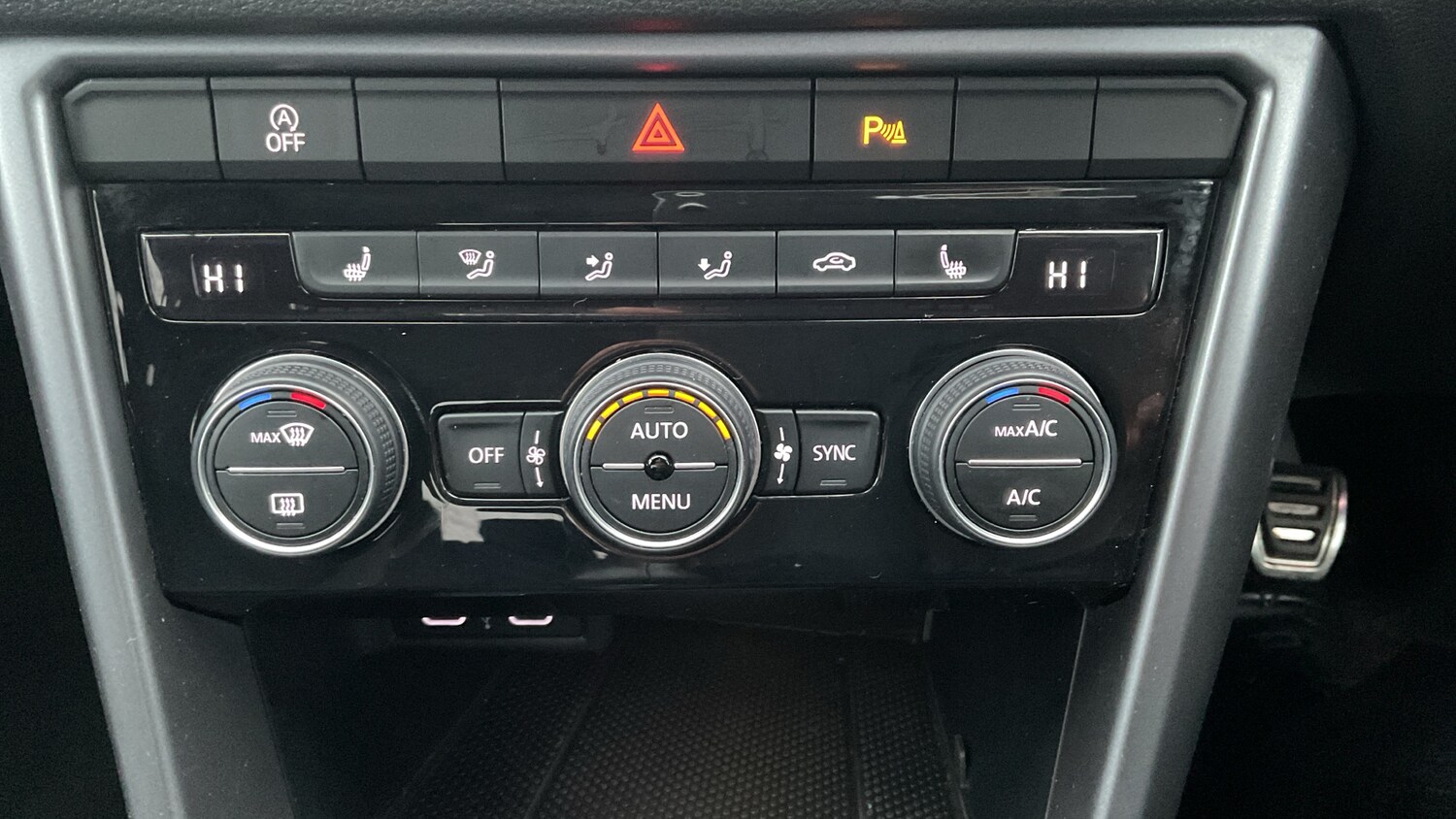 Used Volkswagen T-Roc 2022 for sale - 77618808: Photo 13