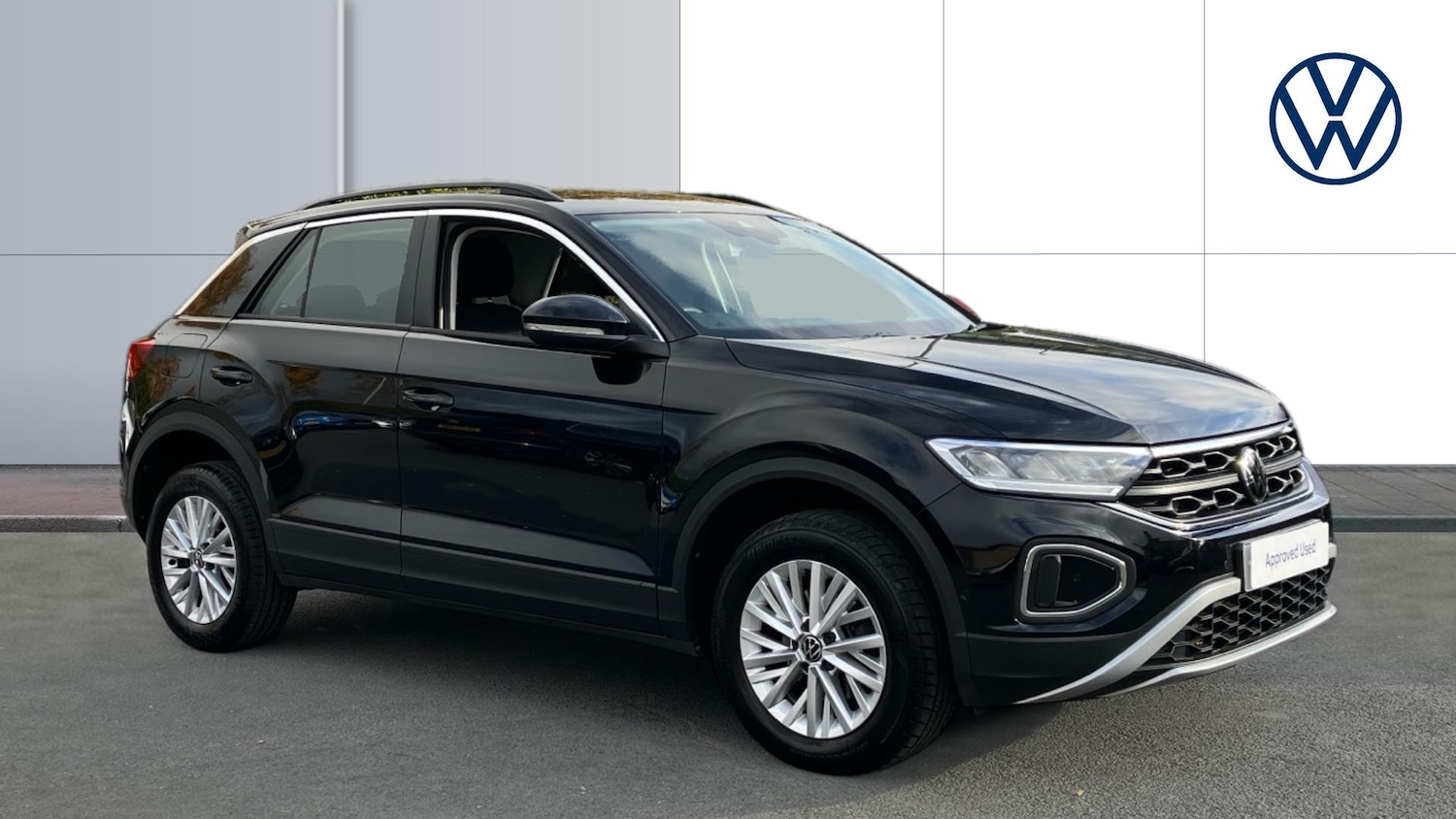 Used Volkswagen T-Roc 2022 for sale - 76230786: Photo 1