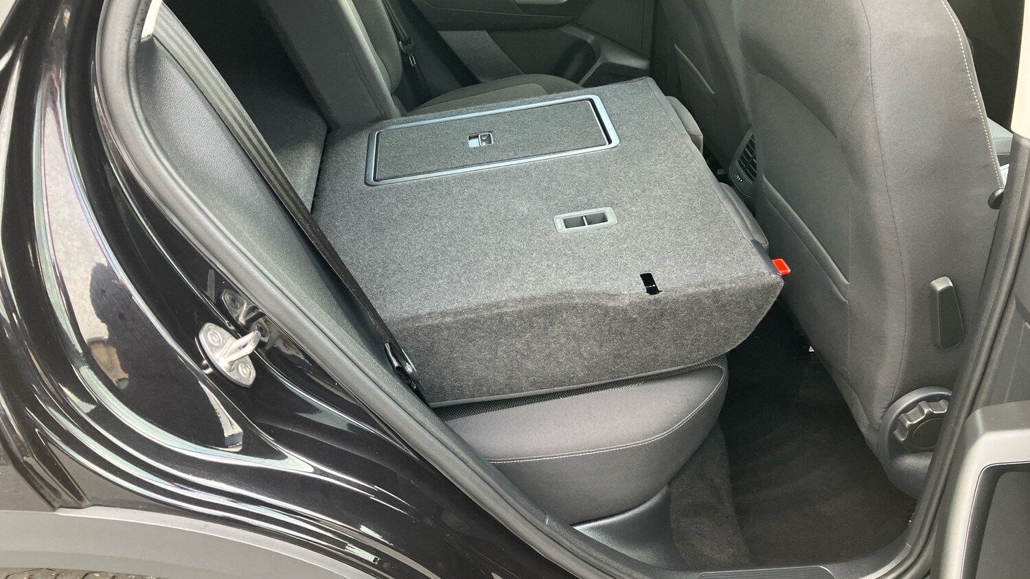 Used Volkswagen T-Roc 2022 for sale - 76230786: Photo 27