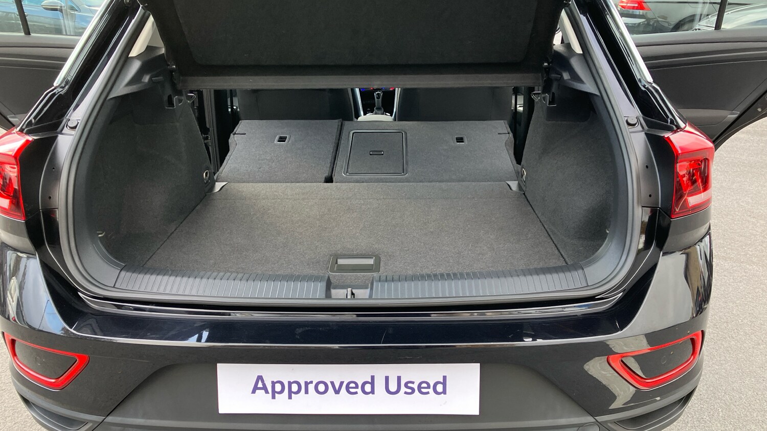 Used Volkswagen T-Roc 2022 for sale - 76230786: Photo 29