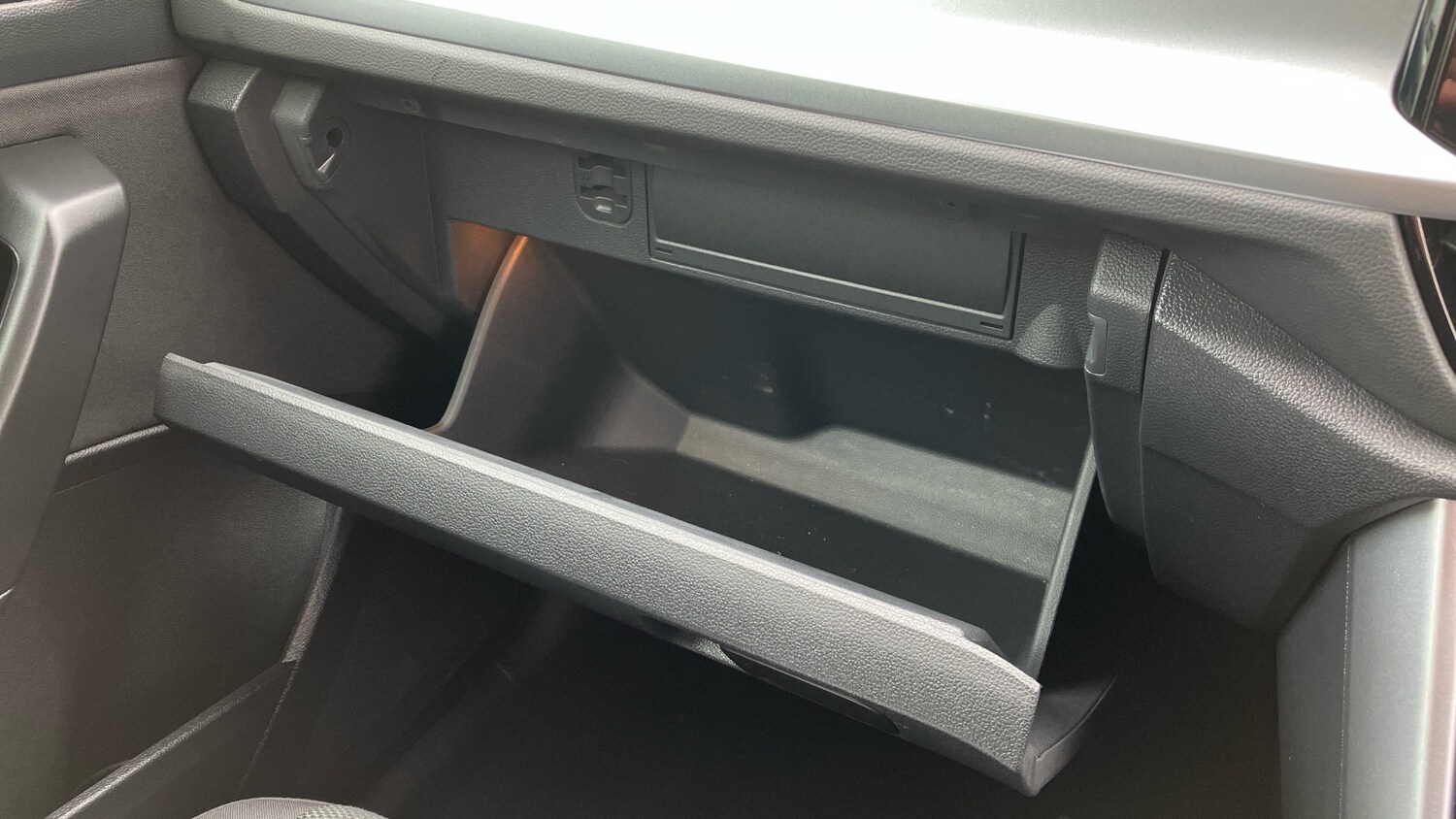 Used Volkswagen T-Roc 2022 for sale - 76230786: Photo 38