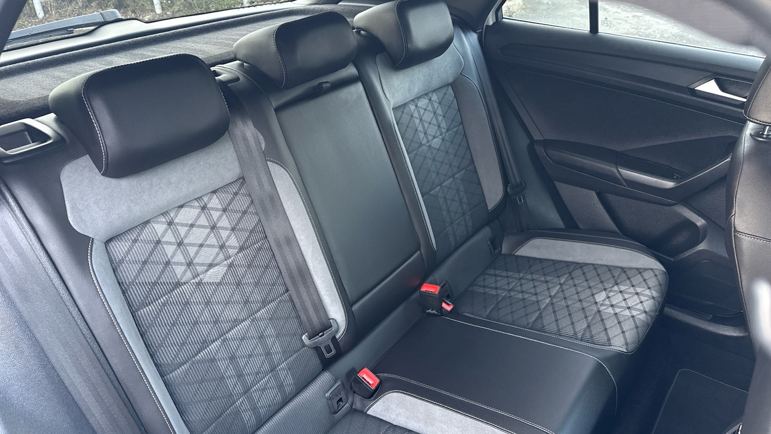 Used Volkswagen T-Roc 2025 for sale - 78011536: Photo 16