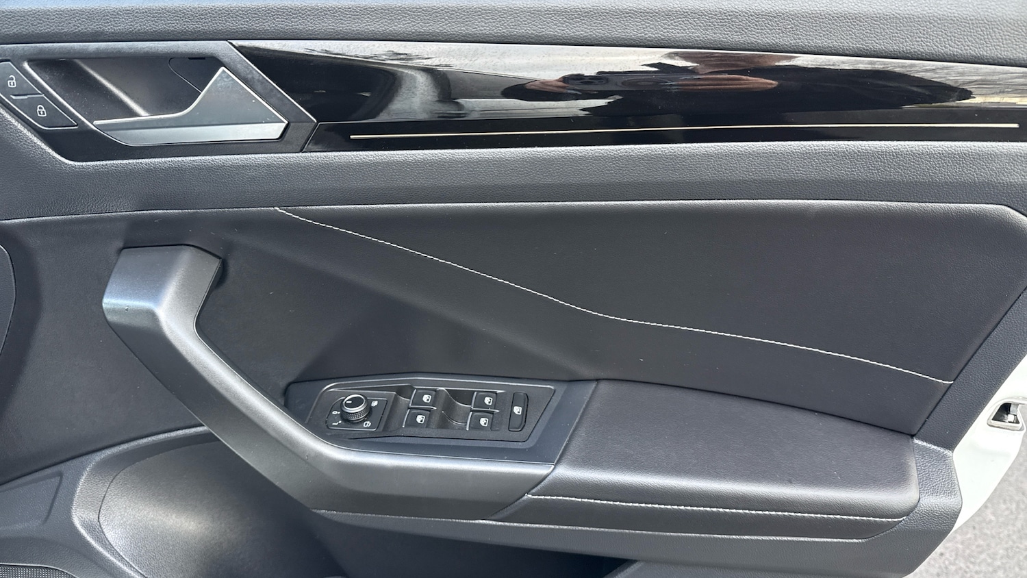 Used Volkswagen T-Roc 2025 for sale - 78011536: Photo 19