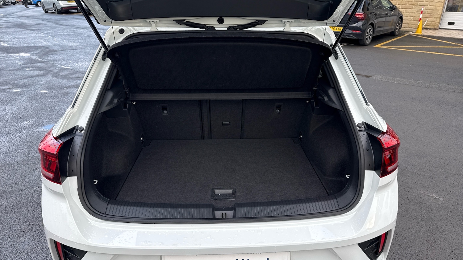 Used Volkswagen T-Roc 2025 for sale - 78011536: Photo 20