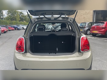 Used MINI Hatch 2019 for sale - 75749561: Photo