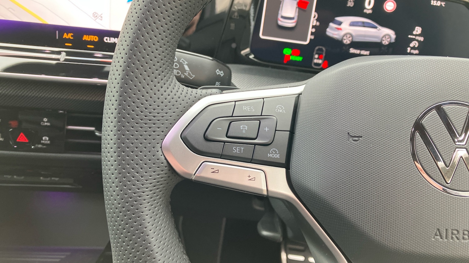 Used Volkswagen Golf 2025 for sale - 76422240: Photo 17