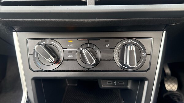 Used Volkswagen Polo 2023 for sale - 76157024: Photo 13