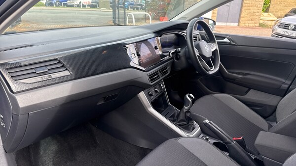 Used Volkswagen Polo 2023 for sale - 76157024: Photo 2
