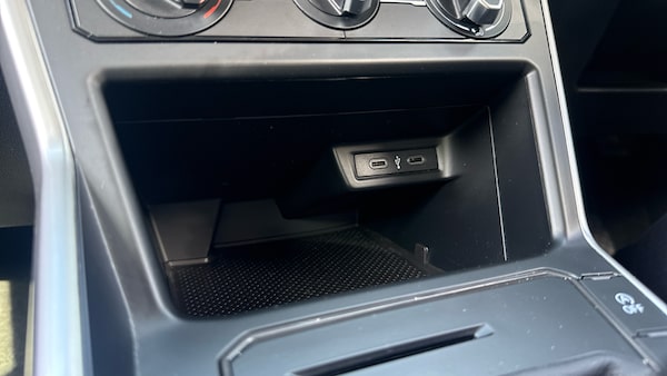 Used Volkswagen Polo 2023 for sale - 76157024: Photo 37