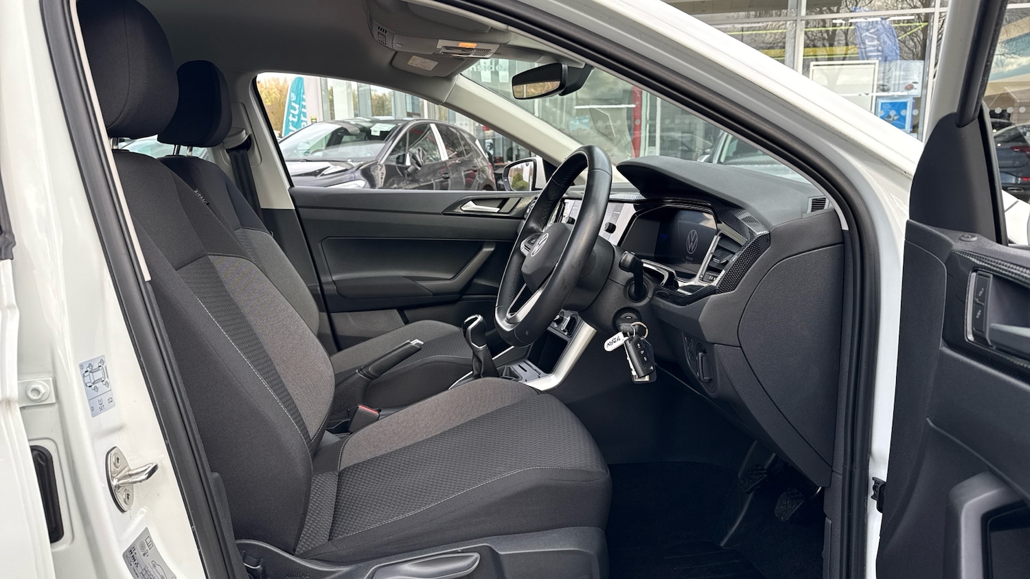 Used Volkswagen Polo 2023 for sale - 77687875: Photo 15