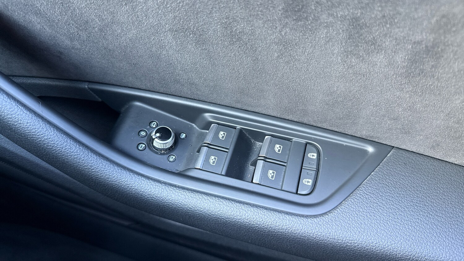 Used Audi A4 2021 for sale - 77965599: Photo 31