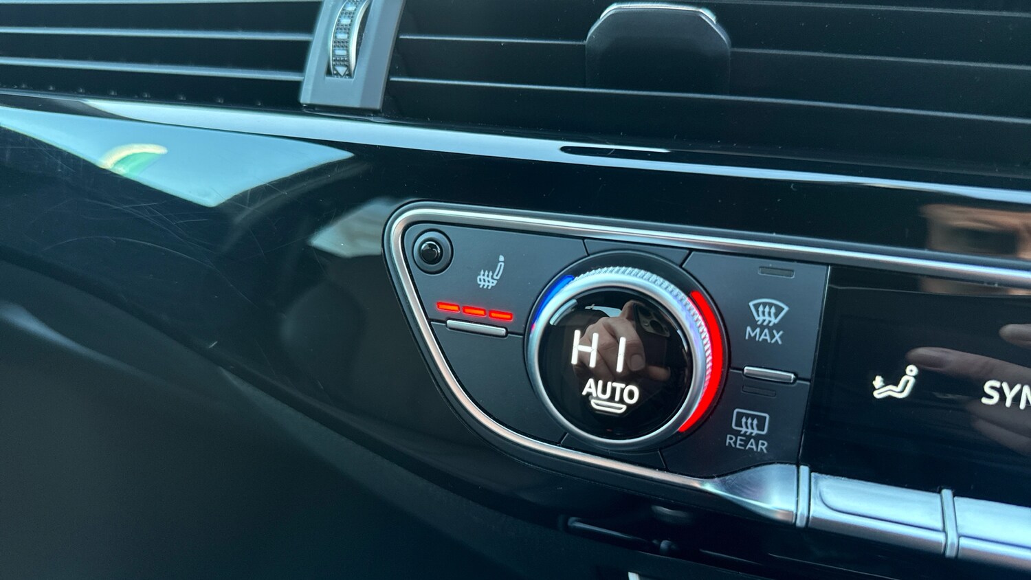 Used Audi A4 2021 for sale - 77965599: Photo 40