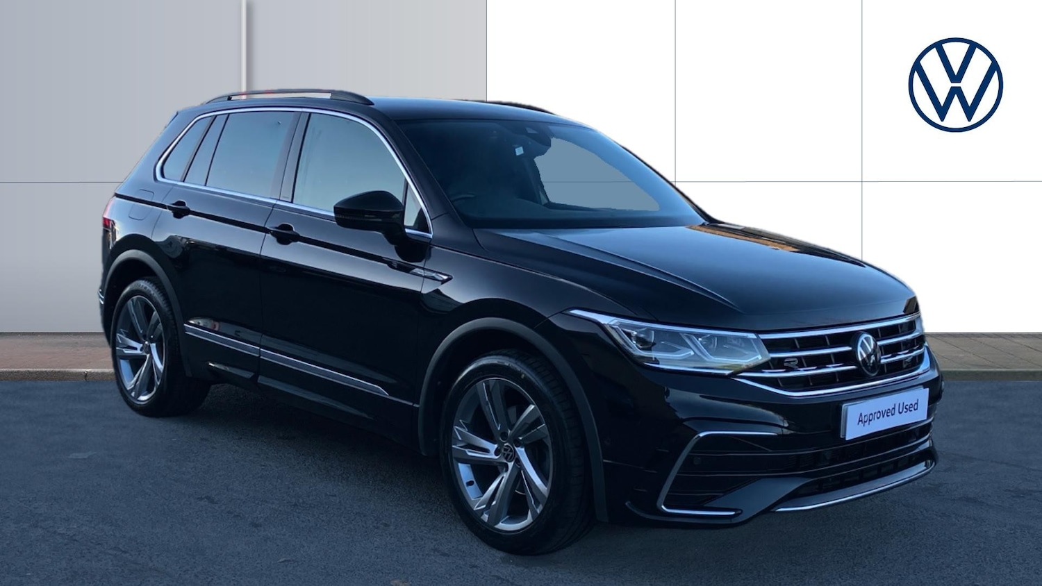 Used Volkswagen Tiguan 2024 for sale - 76627780: Photo 1