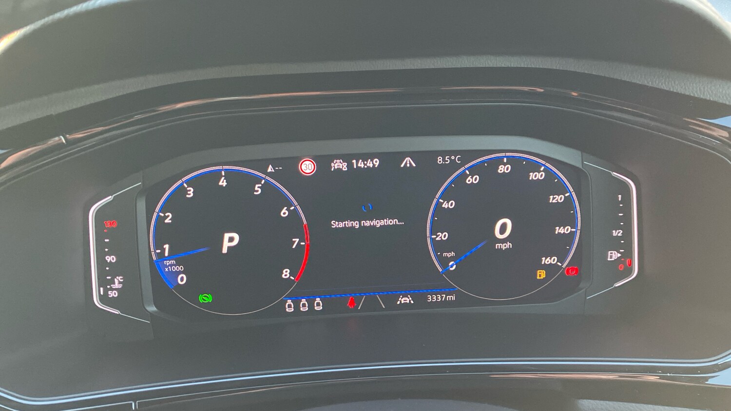 Used Volkswagen T-Roc 2025 for sale - 76919703: Photo 11