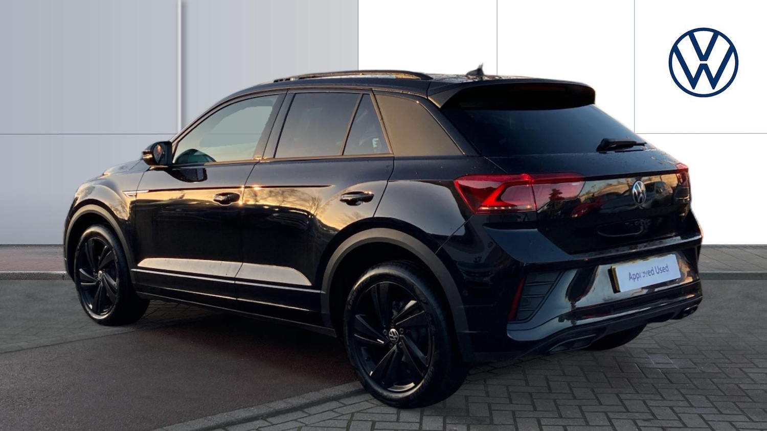 Used Volkswagen T-Roc 2025 for sale - 76919703: Photo 3