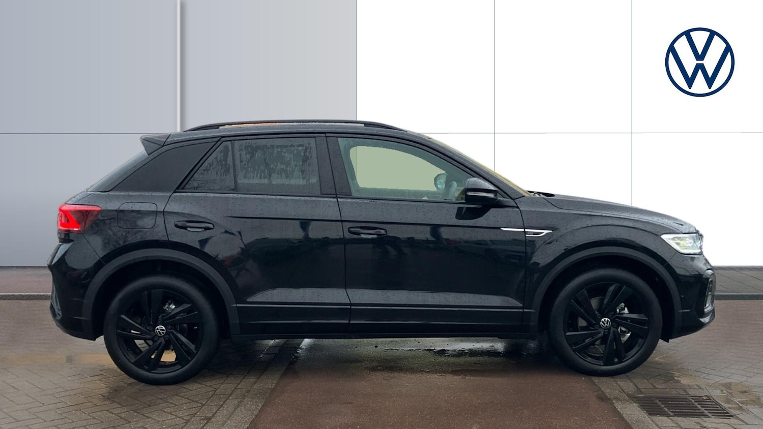 Used Volkswagen T-Roc 2025 for sale - 76919703: Photo 4