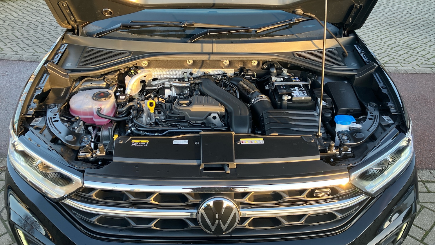 Used Volkswagen T-Roc 2025 for sale - 76919703: Photo 41