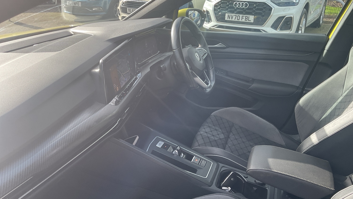 Used Volkswagen Golf 2021 for sale - 77663318: Photo 2