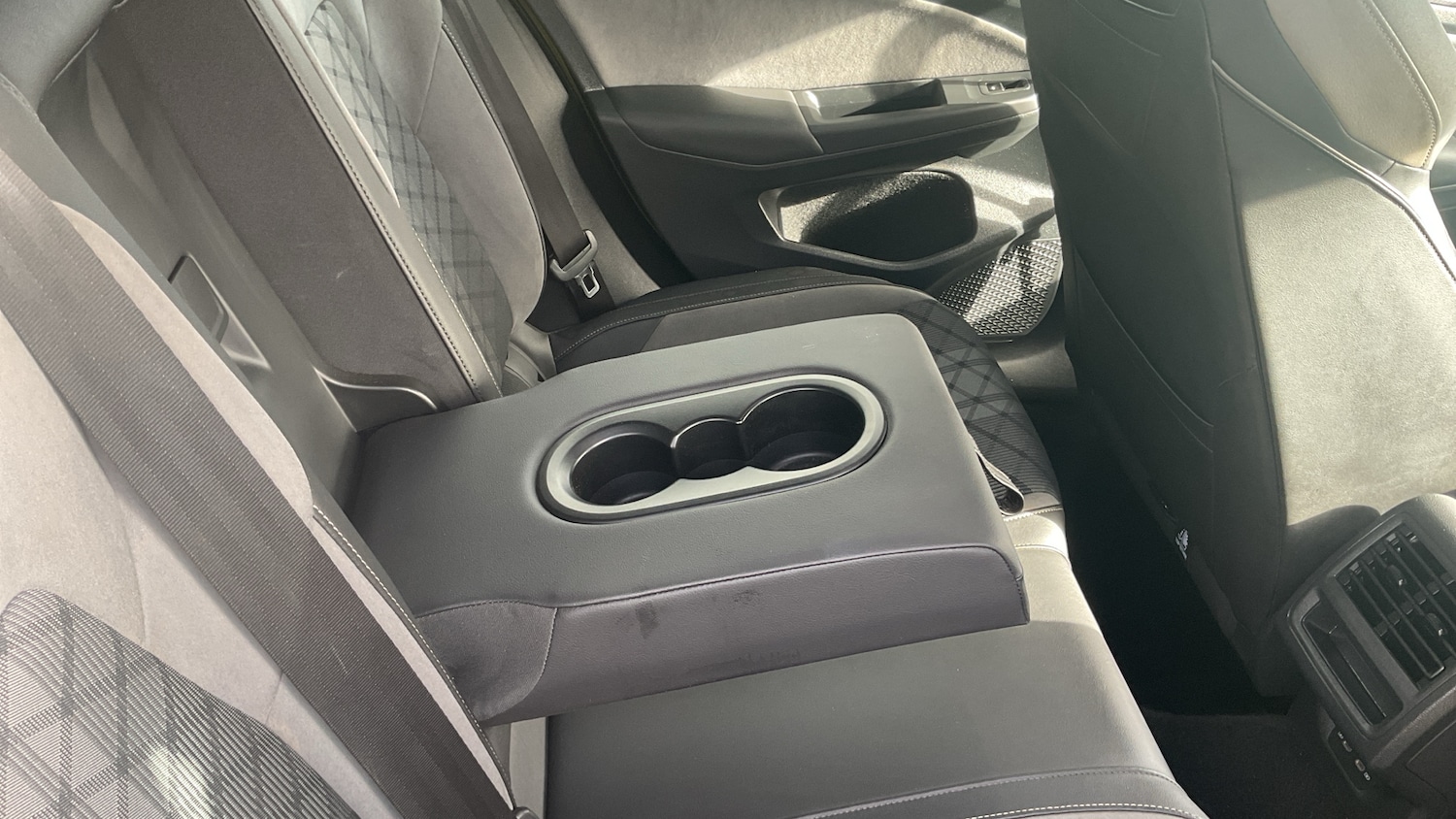 Used Volkswagen Golf 2021 for sale - 77663318: Photo 34