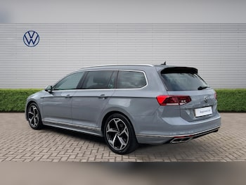 Used Volkswagen Passat 2023 for sale - 78532068: Photo