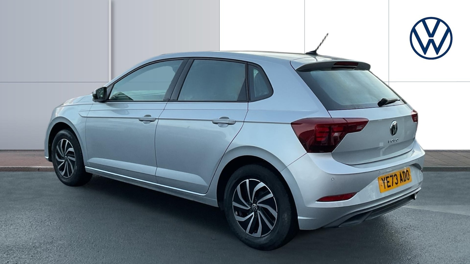 Used Volkswagen Polo 2023 for sale - 77247777: Photo 3