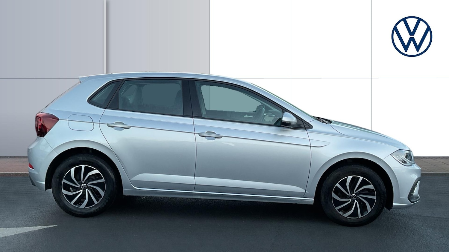 Used Volkswagen Polo 2023 for sale - 77247777: Photo 4