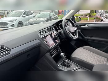 Used Volkswagen Tiguan 2023 for sale - 79812438: Photo
