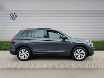 Used Volkswagen Tiguan 2023 for sale - 79812438: Photo