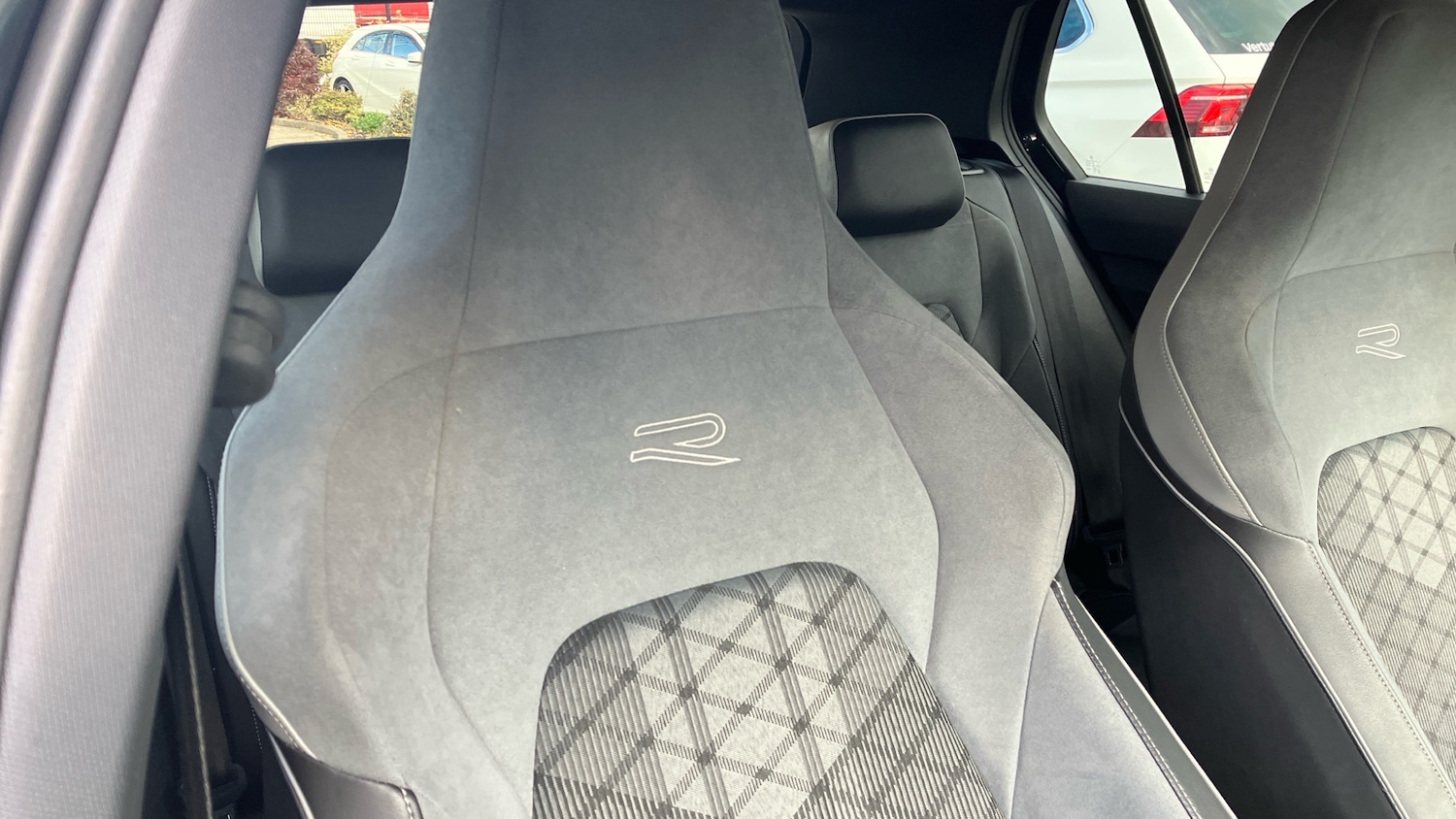 Used Volkswagen Golf 2022 for sale - 76530903: Photo 37