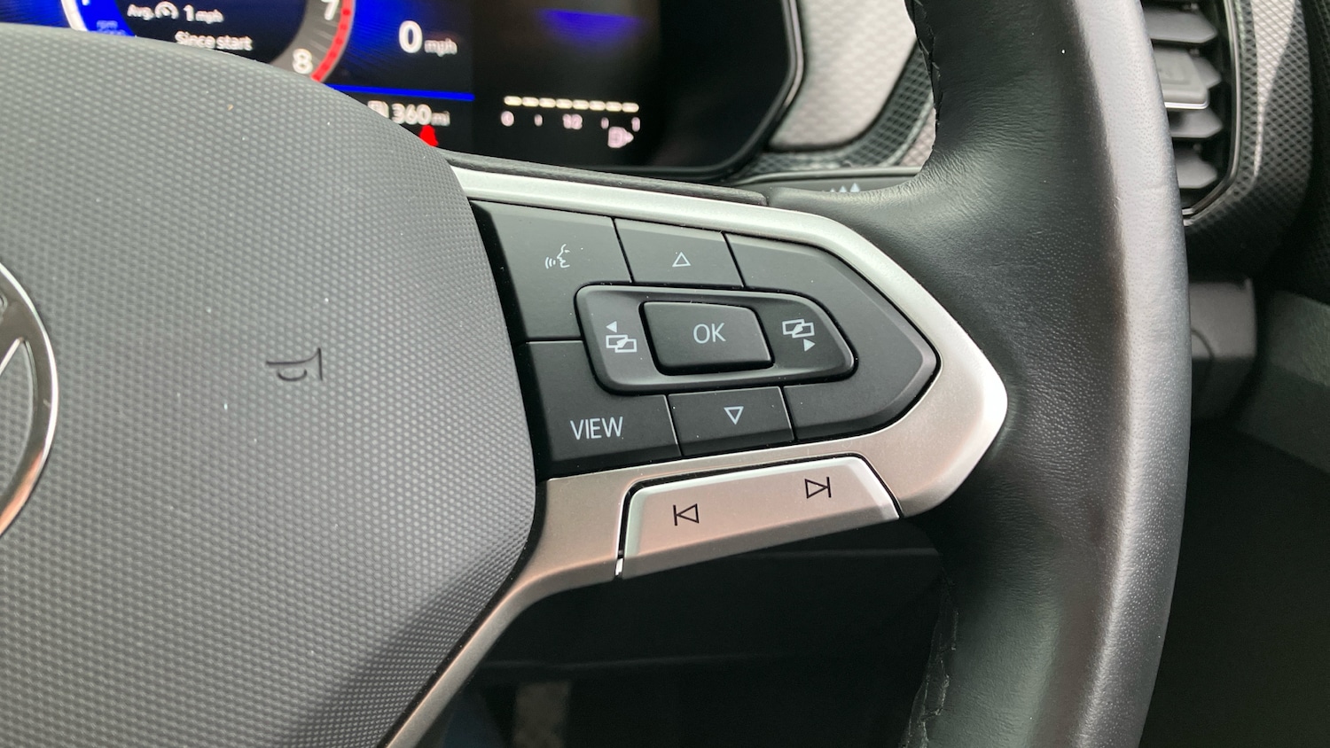 Used Volkswagen T-Cross 2024 for sale - 76734923: Photo 18