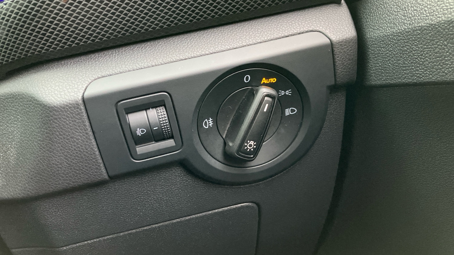 Used Volkswagen T-Cross 2024 for sale - 76734923: Photo 21