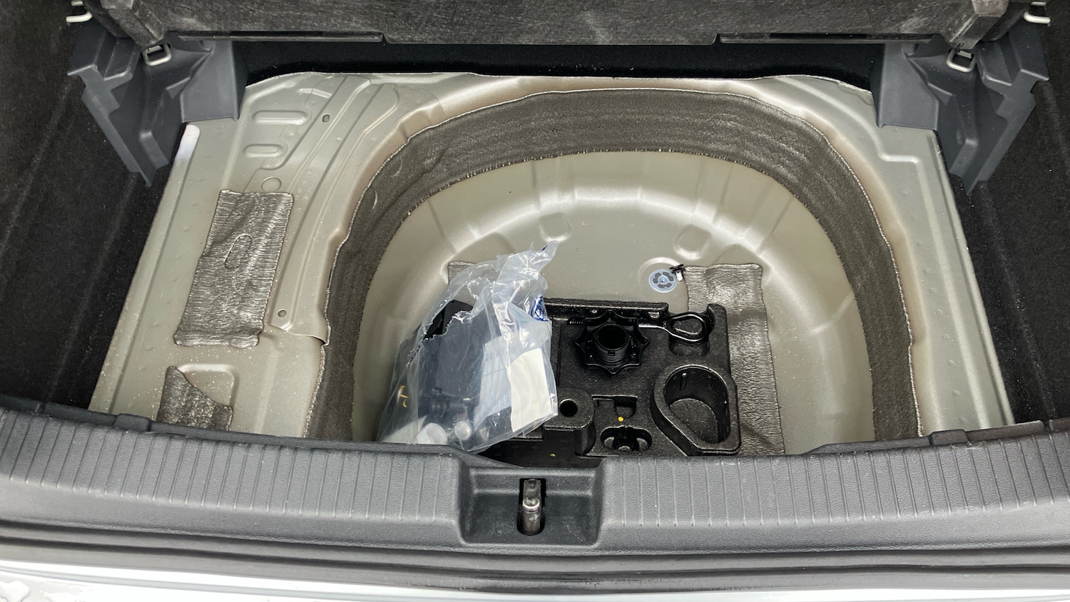 Used Volkswagen T-Cross 2024 for sale - 76734923: Photo 43