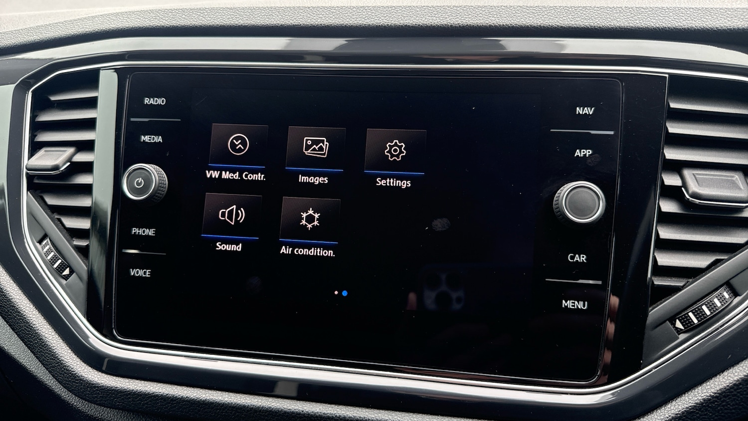 Used Volkswagen T-Roc 2018 for sale - 77883800: Photo 37