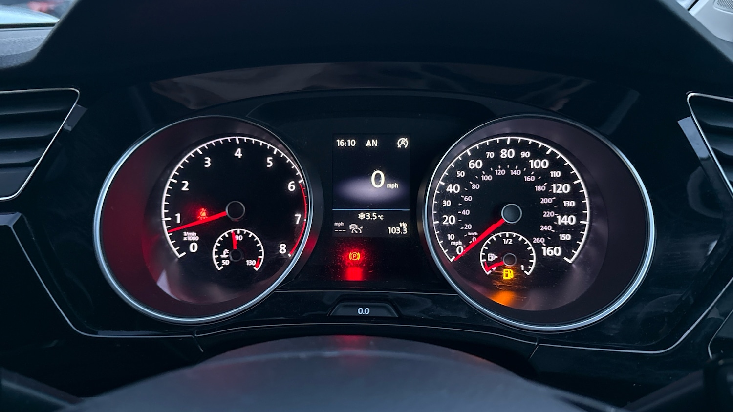 Used Volkswagen Touran 2020 for sale - 77167688: Photo 11