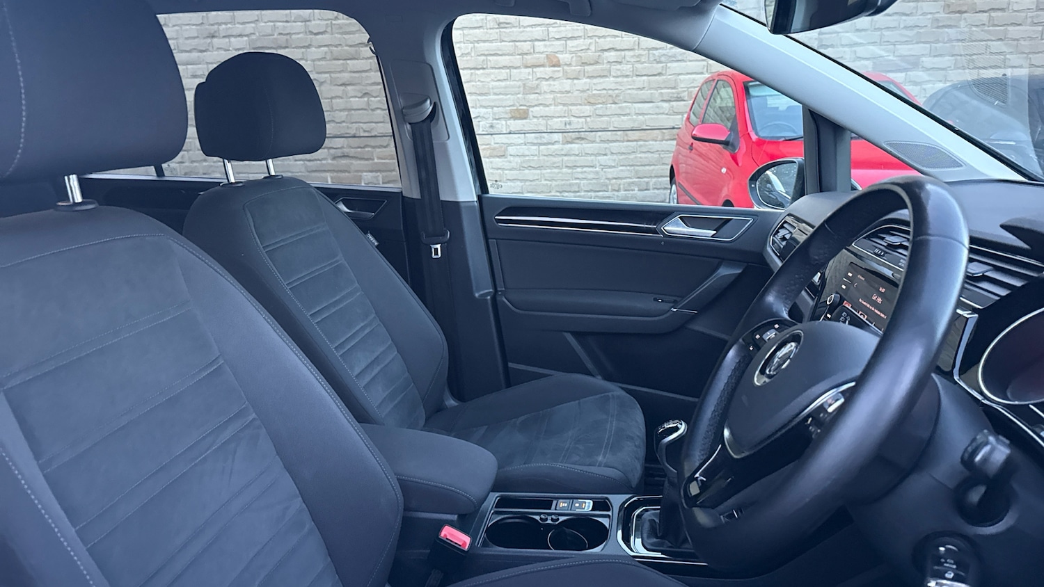 Used Volkswagen Touran 2020 for sale - 77167688: Photo 15