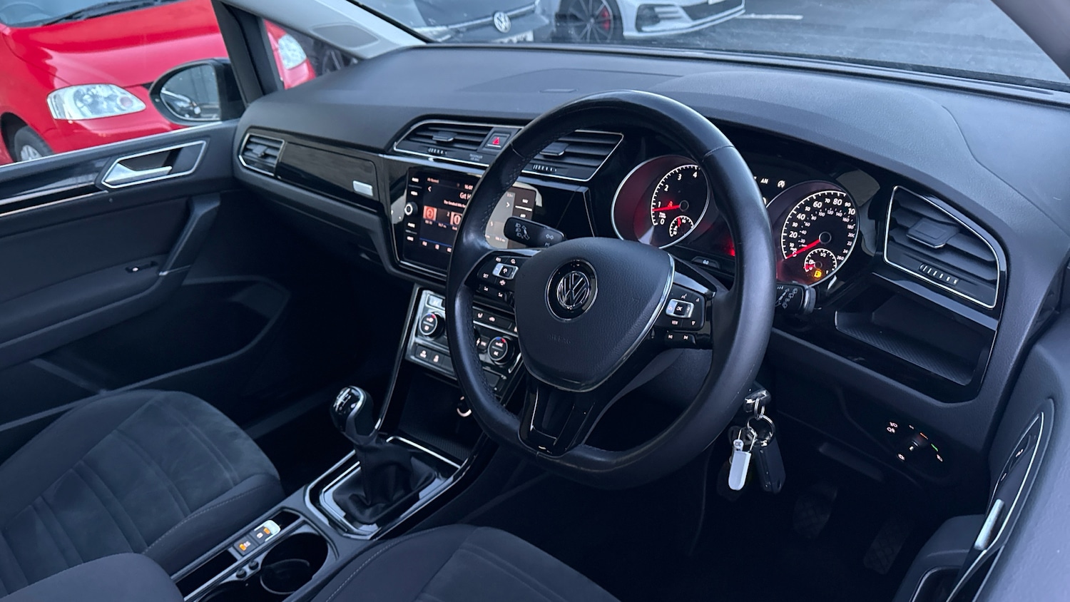 Used Volkswagen Touran 2020 for sale - 77167688: Photo 6