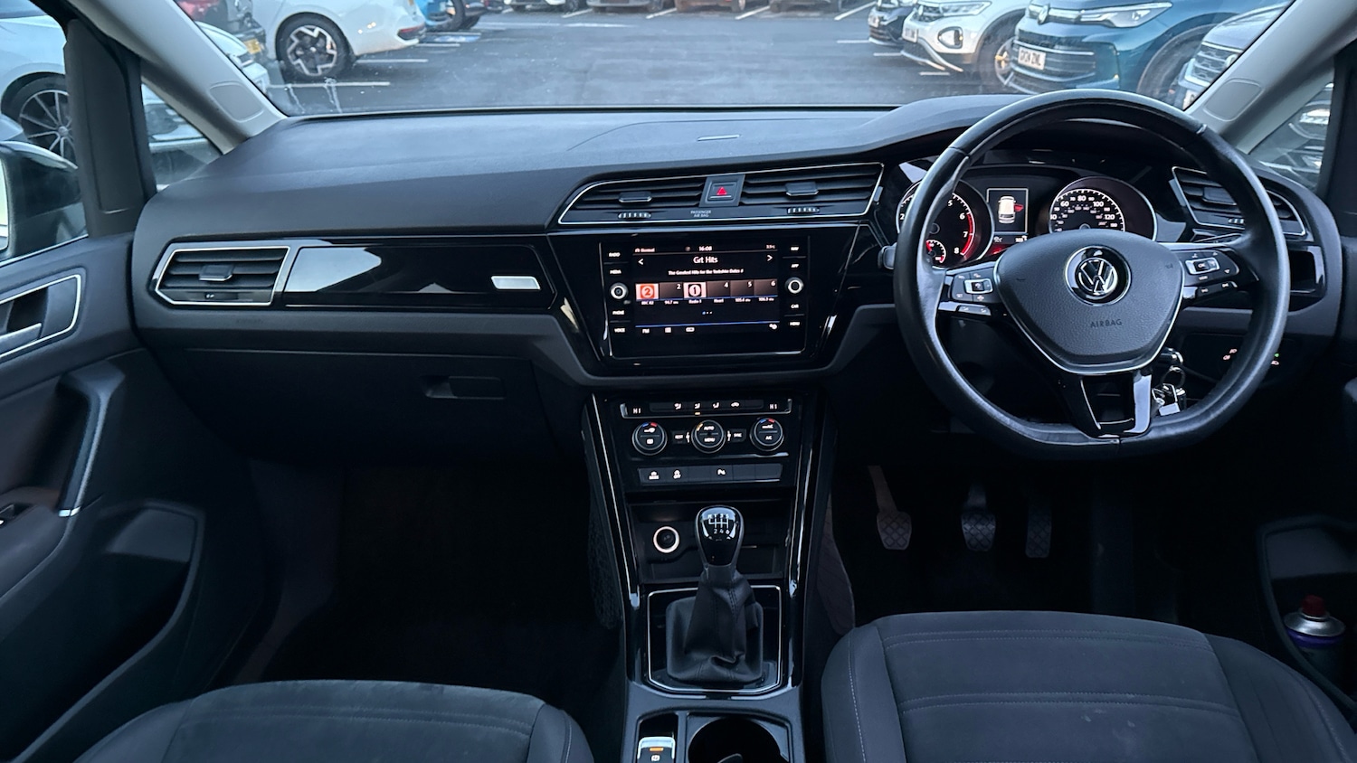 Used Volkswagen Touran 2020 for sale - 77167688: Photo 9