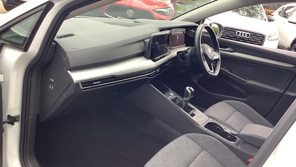 Used Volkswagen Golf 2023 for sale - 76156536: Photo 2
