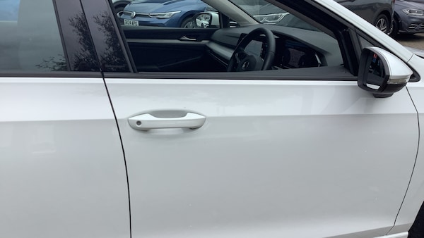 Used Volkswagen Golf 2023 for sale - 76156536: Photo 42