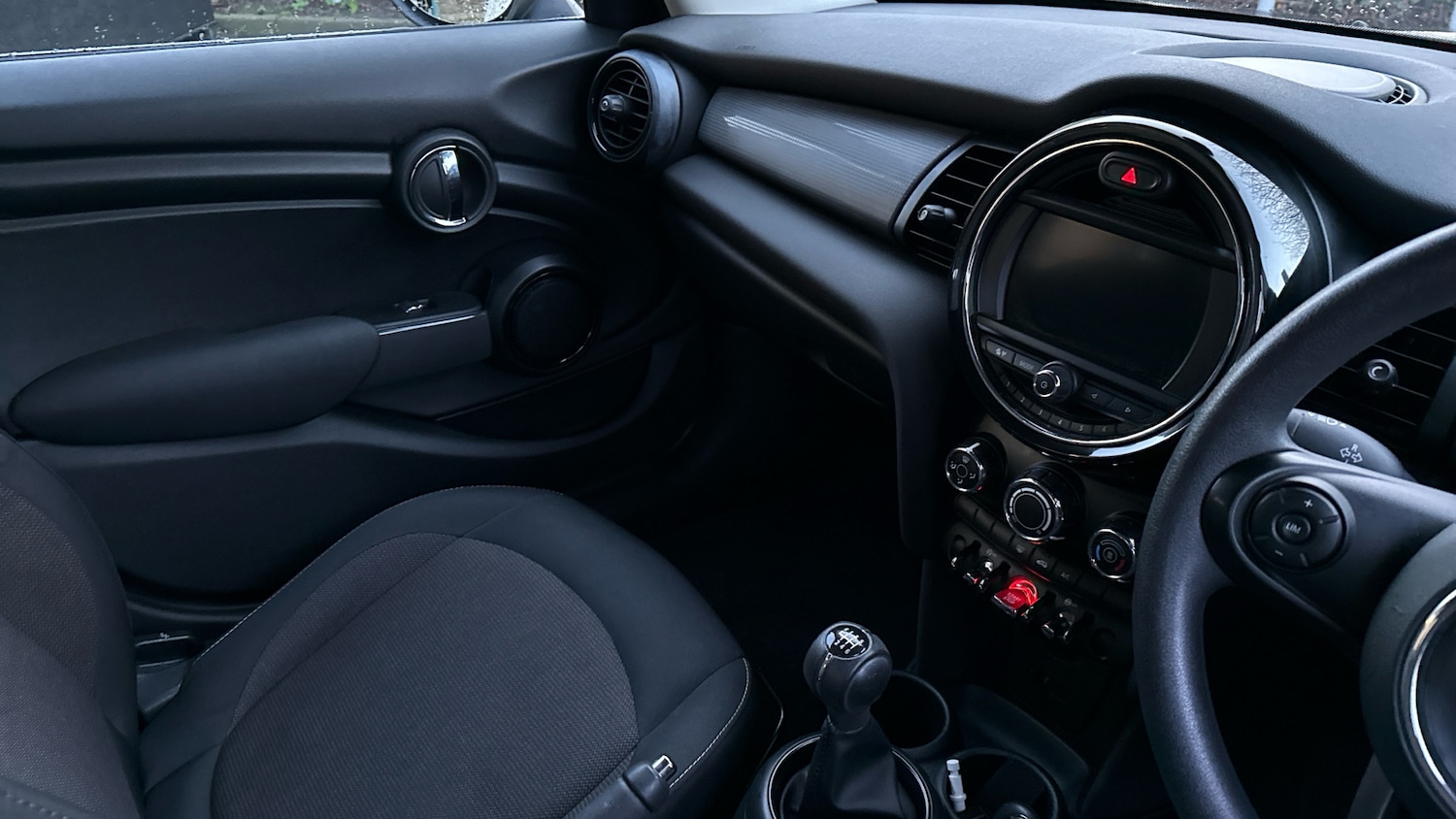 Used MINI Hatch 2018 for sale - 76968338: Photo 14